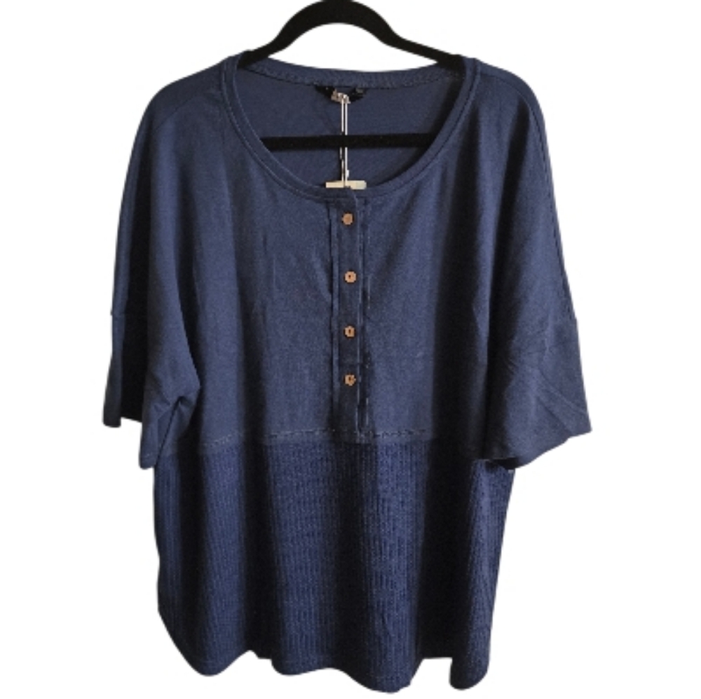 Dokotoo. Women's Navy Button-Up Waffle Bottomm Short Sleeve Top. 2X. NWT. - Picture 3 of 8